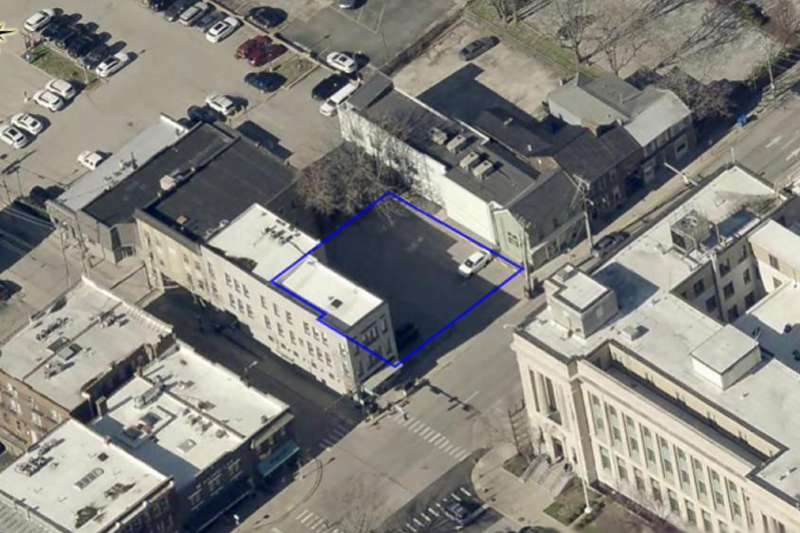 163 N Limestone