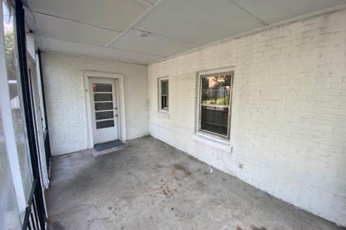 224TaylorDr-12