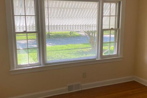 224TaylorDr-5