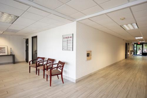 333WallerAve-11