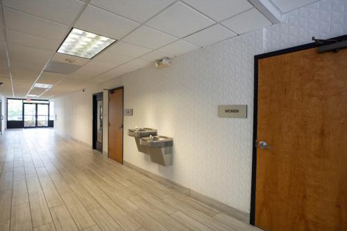 333WallerAve-14
