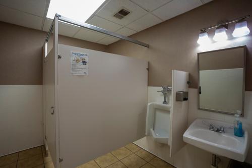 333WallerAve-25