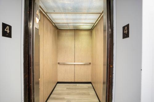 333WallerAve-46
