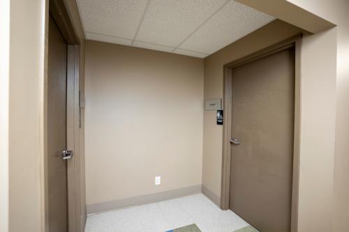 333WallerAve-47