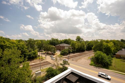 333WallerAve-62
