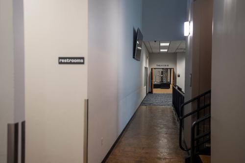 410SportingCt-71